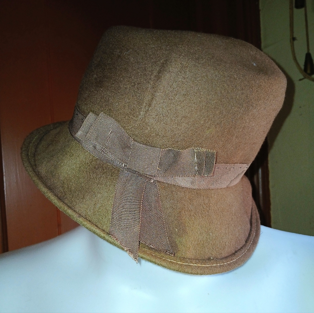 Vintage Great Gatsby Style Cloche hat Union Made Cosplay Theater Hat